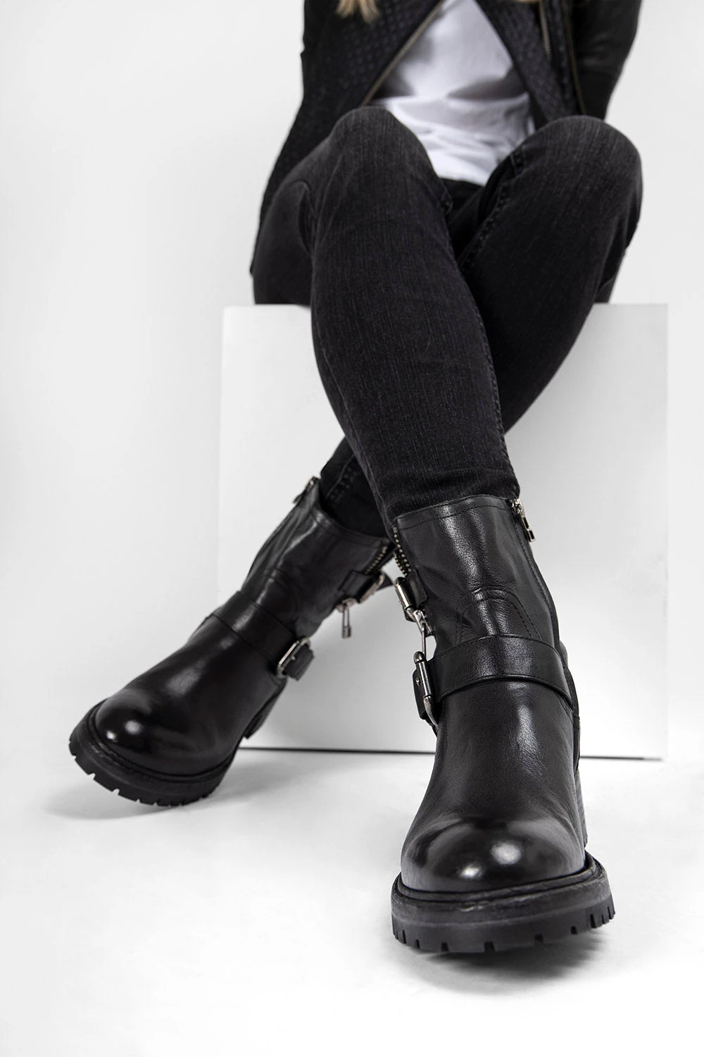 RADNOR Urban-black Short Bikers. 7 RADNOR Urban-black Short Bikers. - Image 7