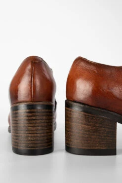 RILEY Rich-tan Lace Up Shoes. -Untamedstreet Shop 7243