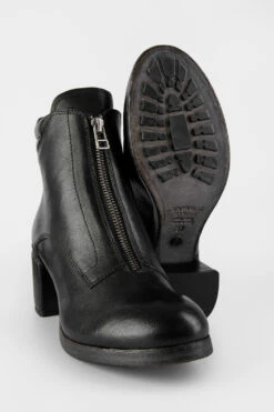 MADISON Urban-black Front-zip Boots. -Untamedstreet Shop 8450 fef6a4fd cdd5 4e69 9a48 1e2aee792b60