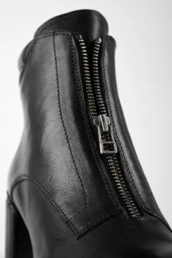 MADISON Urban-black Front-zip Boots. -Untamedstreet Shop 8494 1b3b2385 ddd5 486b a462 3331278d01d9