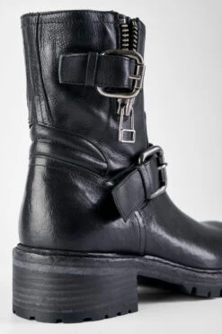 RADNOR Urban-black Short Bikers. 25 RADNOR Urban-black Short Bikers. -Untamedstreet Shop 8720