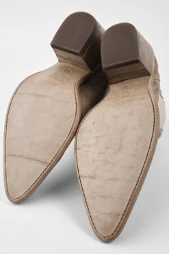 AUSTIN Light-sand Suede Low Chelsea Texan Boots. -Untamedstreet Shop AUSTINlight sandsuedetexanchelseaboots. white blush leather luxury untamedstreet madeinitalySS14 03152