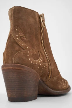 AUSTIN Sunset-tan Suede Embellished Texan Boots. 21 AUSTIN Sunset-tan Suede Embellished Texan Boots. -Untamedstreet Shop AUSTINsunset tanembellishedsuedetexanboots brown tan leather untamedstreet madeinitalySS14 03253