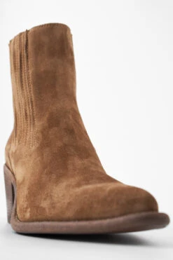 AUSTIN Sunset-tan Suede Hidden Chelsea Texan Boots. -Untamedstreet Shop AUSTINsunset tansuedetexanhiddenchelseaboots brown tan leather untamedstreet madeinitalySS14 03219