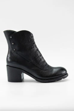 Untamedstreet Shop 12 RILEY Urban-black Vintage Ankle Boots.