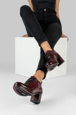 MADISON Bordeaux Lace Up Hiking Shoes. -Untamedstreet Shop BERKELEY women Lace up Shoe Bordeux Red LF 02 f393d664 5657 496f 9273 5c1ad49a6d0b