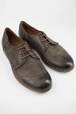 BRUCE Rugged-brown Derby Shoes. 22 BRUCE Rugged-brown Derby Shoes. -Untamedstreet Shop BRUCEdistressed brownderbyshoeFRONT 08050
