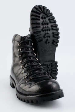 CAMDEN Tar-black Combat Boots. -Untamedstreet Shop CAMDEN men combat boots black luxury calf leather stonewashed made in italyIMG 02405