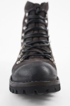 CAMDEN Lava-grey Suede Combat Boots. -Untamedstreet Shop CAMDEN men lace up boots grey luxury waxed suede distressed made in italyMACROS01882