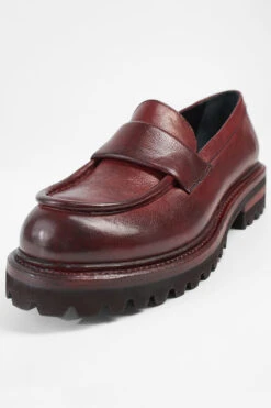 CAMDEN Red-berry Slip On Shoes. -Untamedstreet Shop CAMDEN red berry slip on shoes W2406501