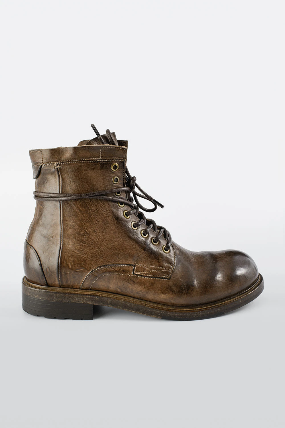 CURZON Husk-brown Military Boots. 1 CURZON Husk-brown Military Boots.