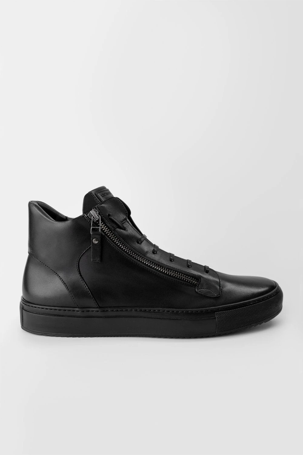 SOHO Urban-black High Sneakers. 1 SOHO Urban-black High Sneakers.