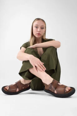 DEVON Coco-brown Lightweight Sandals. -Untamedstreet Shop DEVON coco brown lightweight sandal LF SS25 03704