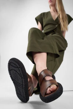 DEVON Coco-brown Lightweight Sandals. -Untamedstreet Shop DEVON coco brown lightweight sandal LF SS25 03776