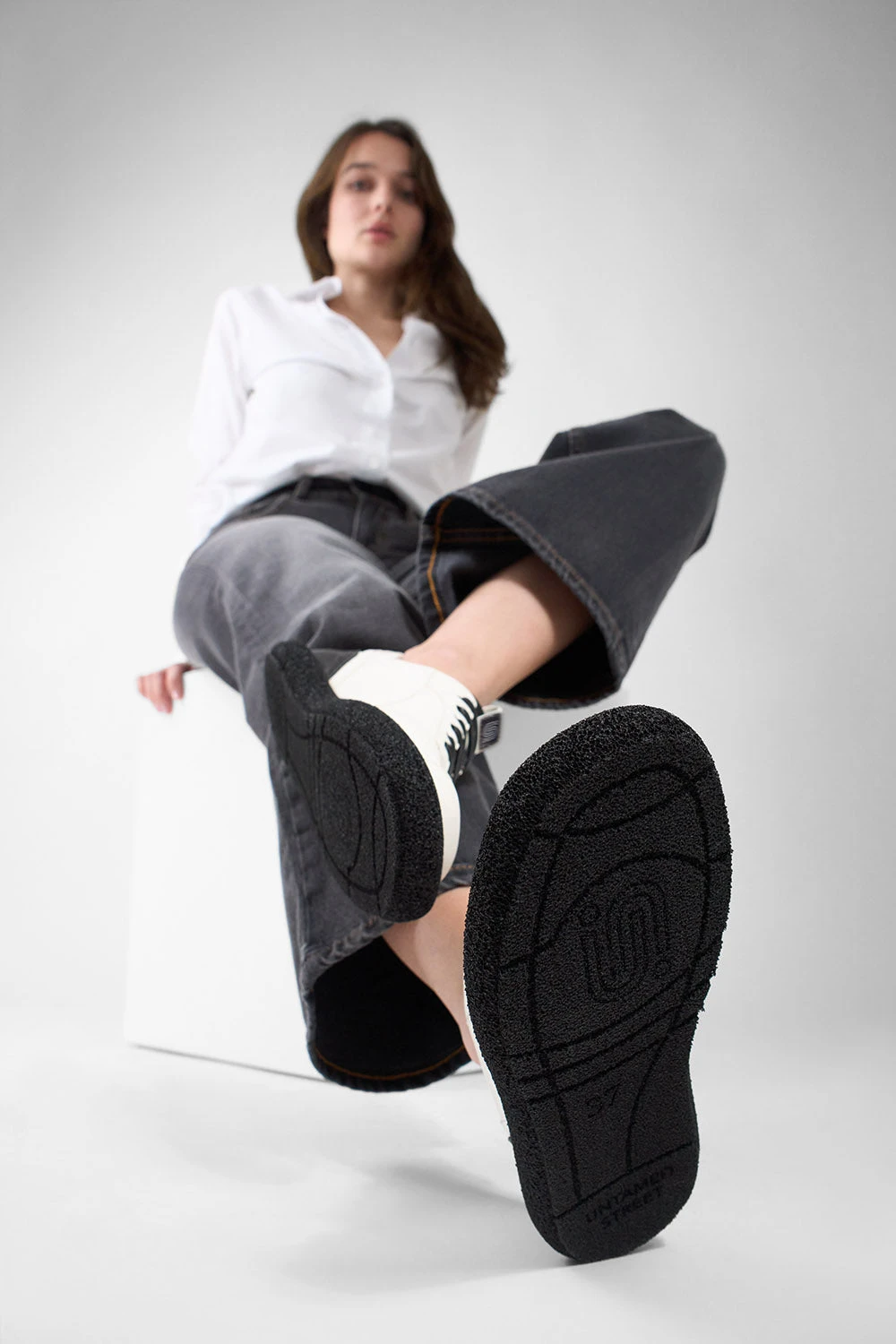 DEVON White-moon Lightweight Sneakers. 8 DEVON White-moon Lightweight Sneakers. - Image 8