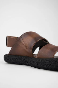 DEVON Coco-brown Lightweight Sandals. -Untamedstreet Shop DEVONcoco brownlightweightsandalMACRO W 00224