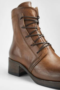 EXETER Caramel-brown Lace Up Boots. 12 EXETER Caramel-brown Lace Up Boots. -Untamedstreet Shop EXETER women boots lace up caramel brown luxury calf leather distressed made in italyMACROS01627