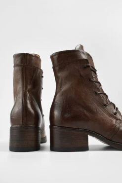 EXETER Powder-chocolate Lace Up Boots. -Untamedstreet Shop EXETER women boots lace up chocolate brown luxury calf leather distressed made in italySNEAKERS01280