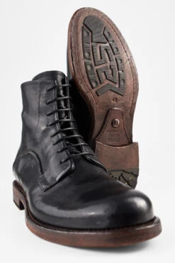 EYTON Imperial-black Military Boots. -Untamedstreet Shop EYTON imperial black military boots leather made in italy untamed street SIDE00800 60aa547a 92e9 46e7 ae01 57f5585f883b