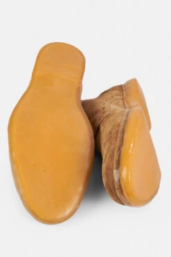 HAMPTON Desert-brown Suede Brogue Chukka Boots. -Untamedstreet Shop HAMPTON men boots chukka brogue light brown luxury suede leather distressed made in italy8153