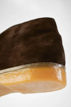 HAMPTON Java-brown Suede Chukka Boots. -Untamedstreet Shop HAMPTON men boots chukka dark brown luxury suede leather distressed made in italy8757