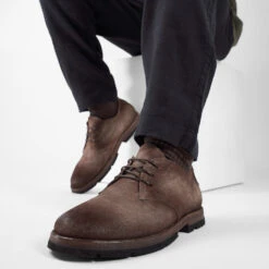HARVEY Toasted-brown Suede Derby Shoes. 27 HARVEY Toasted-brown Suede Derby Shoes. -Untamedstreet Shop HARVEY toasted brown suede derby shoes LF SS25 01117 009360ab 56b6 4286 b515 e96dd447b7ab