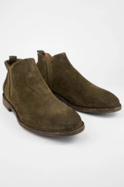 HAVEN Hunter-green Suede Low Chelsea Boots. -Untamedstreet Shop HAVENbambusuedelowchelseabootFRONT 08177