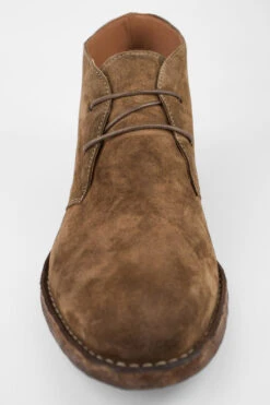 HAVEN Barley-brown Suede Chukka Boots. 24 HAVEN Barley-brown Suede Chukka Boots. -Untamedstreet Shop HAVENbarley brownsuedechukkabootMACRO 09344