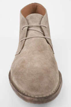 HAVEN Linen-grey Suede Chukka Boots. -Untamedstreet Shop HAVENlinen greysuedechukkabootMACRO 09364