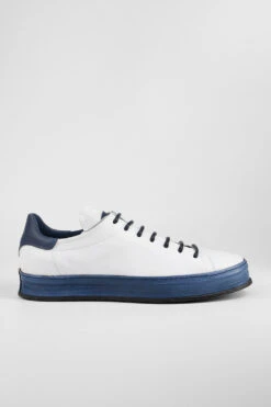 HAYES White-blue Welted Sneakers.