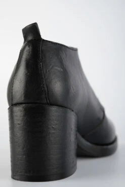 BERKELEY Charcoal-black Mid Heel Shoes. 31 BERKELEY Charcoal-black Mid Heel Shoes. -Untamedstreet Shop IMG 02729