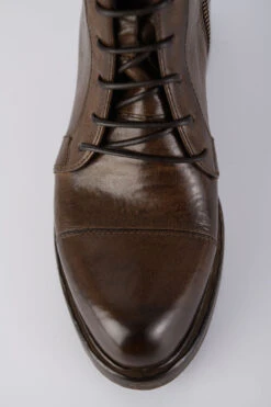 AVERY Powder-chocolate Lace Up Boots. -Untamedstreet Shop IMG 03732