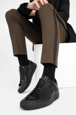 SOHO Urban-black Sneakers. 17 SOHO Urban-black Sneakers. -Untamedstreet Shop IMG 04568