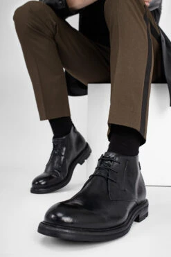 LENNOX Urban-black Chukka Boots. 15 LENNOX Urban-black Chukka Boots. -Untamedstreet Shop IMG 04668 e800acbb e189 4fda a5a4 f9949736b9bf