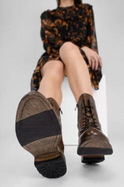 AVERY Powder-chocolate Lace Up Boots. -Untamedstreet Shop IMG 04843