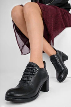 MADISON Urban-black Lace Up Hiking Shoes. -Untamedstreet Shop IMG 05065 781e169e 56bb 4fac bcf5 85d9bc42892c