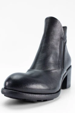 RILEY Urban-black Chelsea Boots. -Untamedstreet Shop IMG 2408 a387aa51 dfcf 40b9 ada5 3416d0c406a1