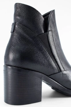 RILEY Urban-black Chelsea Boots. -Untamedstreet Shop IMG 2415