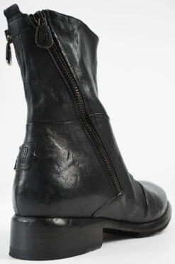IVES Urban-black Laceless Boots. -Untamedstreet Shop IVES black laceless zipped leather boots W2406457