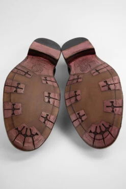 KNIGHTON Jade-black Chukka Boots. 23 KNIGHTON Jade-black Chukka Boots. -Untamedstreet Shop KNIGHTON men boots low chukka black luxury buffalo leather distressed made in italySOLES 0005 13