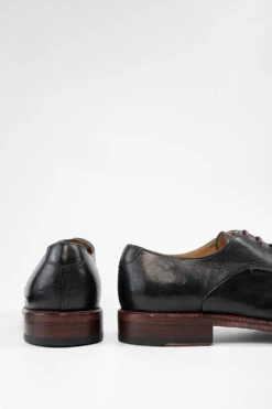 KNIGHTON Jade-black Derby Shoes. -Untamedstreet Shop KNIGHTON men derby shoes black luxury buffalo leather distressed made in italyCapture0102