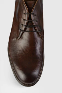 KNIGHTON Noble-brown Chukka Boots. -Untamedstreet Shop KNIGHTON men boots chukka dark brown luxury buffalo leather distressed made in italy8811