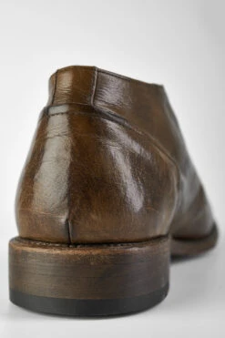 KNIGHTON Moss-green Low Chukka Boots. -Untamedstreet Shop KNIGHTON men boots chukka green brown luxury buffalo leather distressed made in italy8790