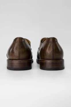 KNIGHTON Moss-green Derby Shoes. -Untamedstreet Shop KNIGHTON men shoes derby green brown luxury buffalo leather distressed made in italyIMG 6833 9873e609 1144 4585 a24f cb05973eddb0