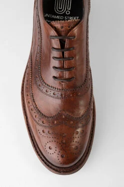 LENNOX Cognac Brogue Oxford Shoes. 21 LENNOX Cognac Brogue Oxford Shoes. -Untamedstreet Shop LENNOX men brogue oxford shoes cognac brown luxury calf leather made in italyCapture0081 2