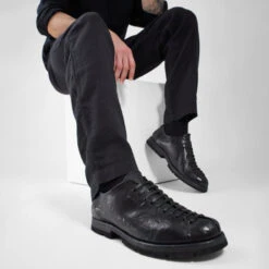 HARVEY Rugged-black Tip-laced Shoes. -Untamedstreet Shop LF SS25 01688 SQ