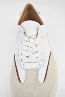 MAEVE Milky-white Suede Wingtip Sneakers. 23 MAEVE Milky-white Suede Wingtip Sneakers. -Untamedstreet Shop MAEVE white brown milky white wingtip sneaker MACRO W 00574 1