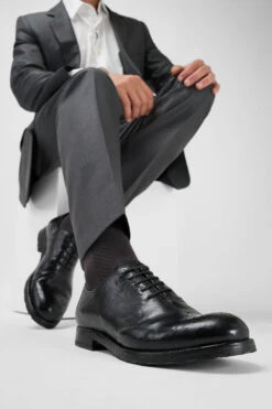 ASTON Imperial-black Oxford Shoes. -Untamedstreet Shop Men wearing ASTON imperial black oxford leather shoes 243615