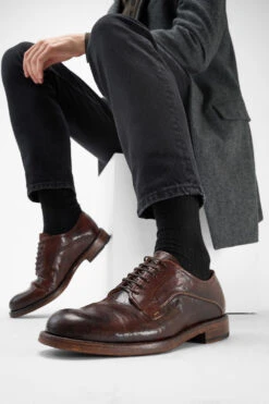 EYTON Raw-timber Derby Shoes. -Untamedstreet Shop Men wearing EYTON umber brown derby leather shoes 243065