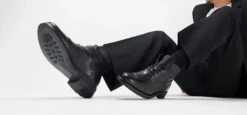 SLOANE Urban-black Chukka Boots. -Untamedstreet Shop Men wearing SLOANE urban black leather chukka boots 244664